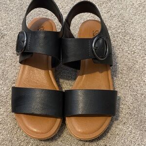 Eurosoft black strap sandals